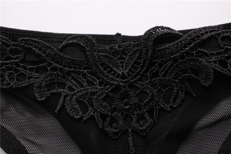 Pearl Thong Lace Underwear