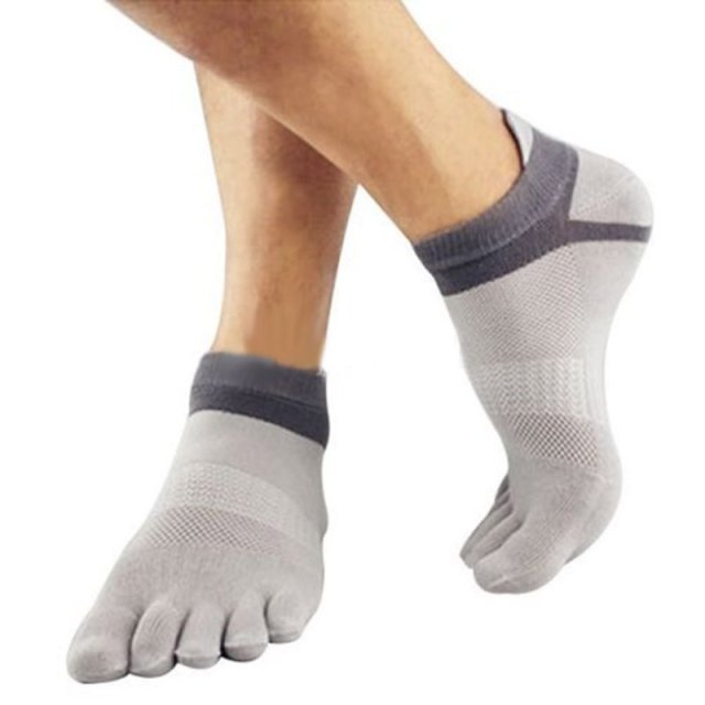 Split Toe Socks